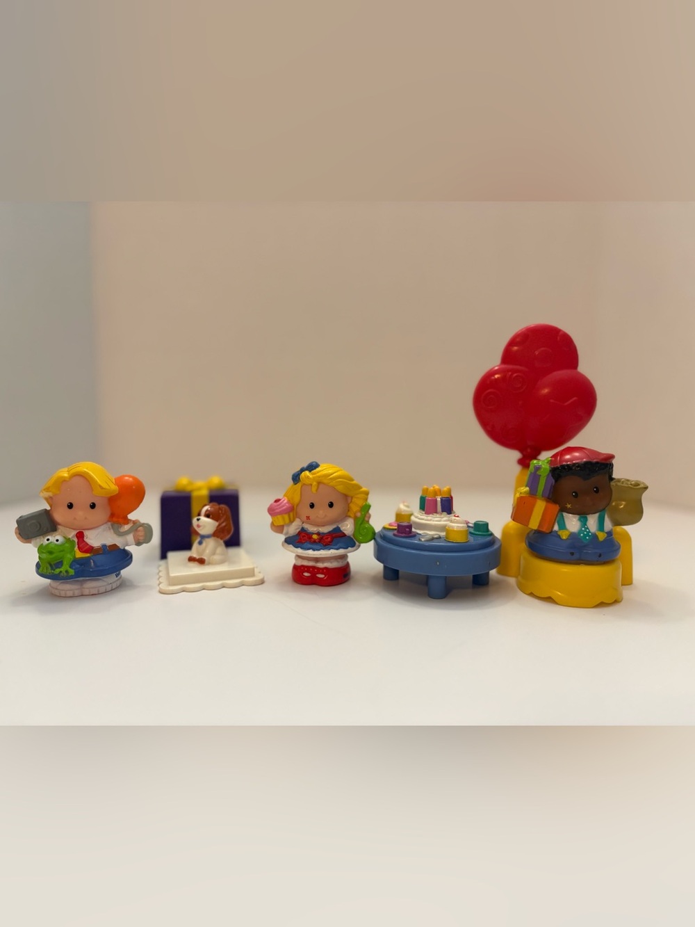 Fisher-Price Little People Birthday Party Set 2004